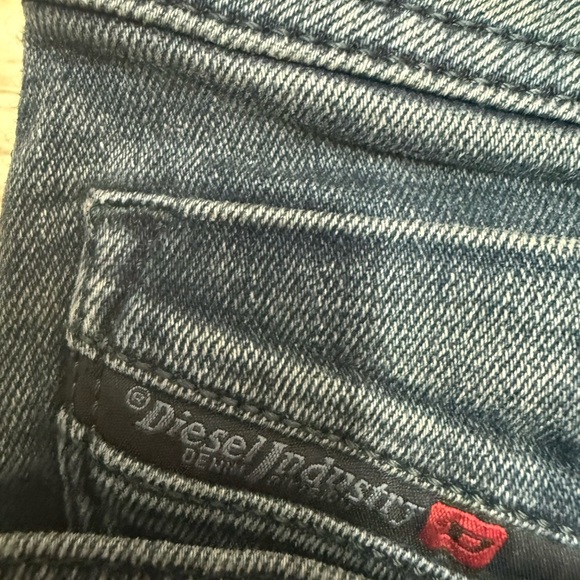 Diesel Men's Dark Blue Straight Leg Jeans - Picture 2 of 4